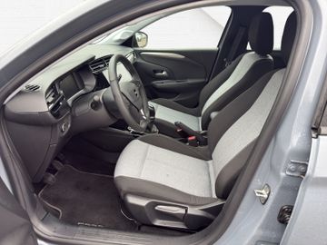Fotografie des Opel Corsa F Kamera LED Sitzheizung Allwetterreifen