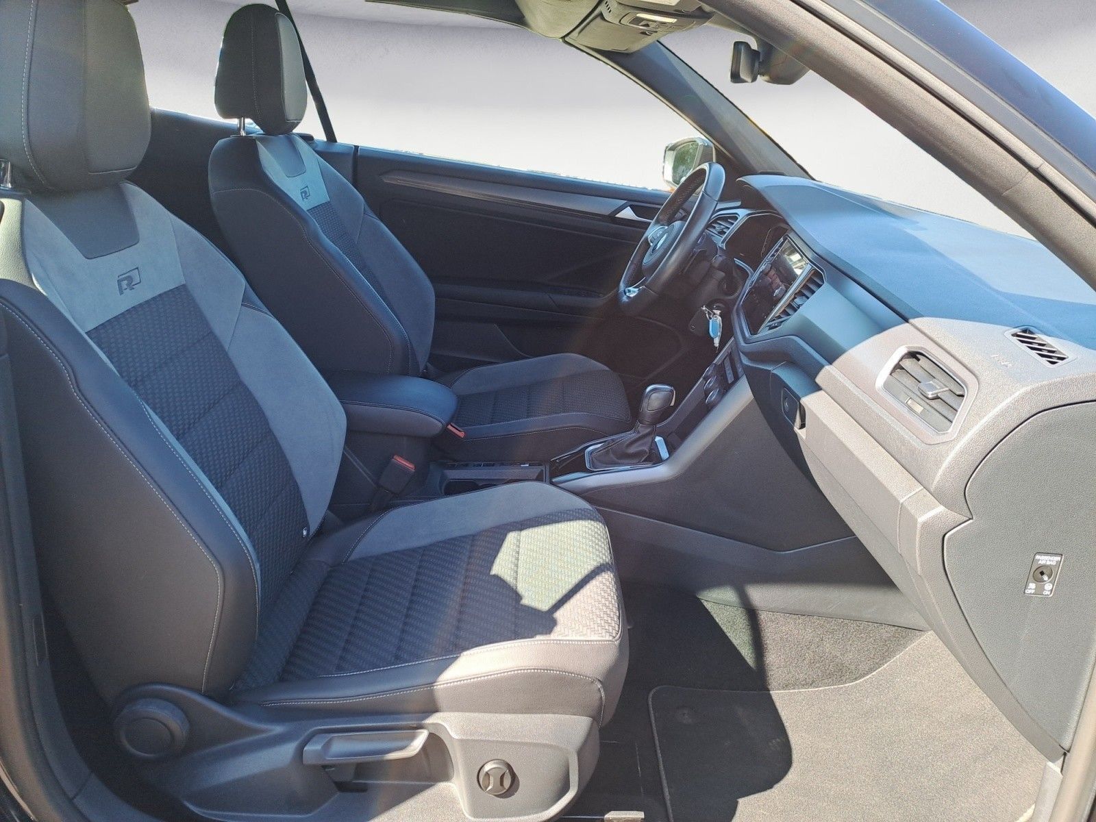 Volkswagen T-Roc - Bild 9