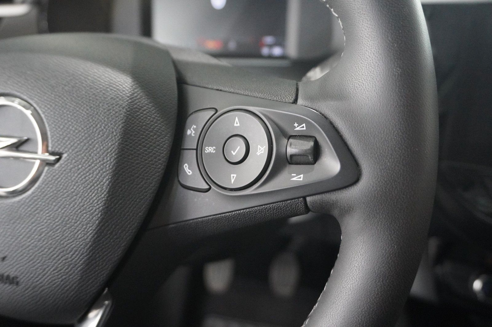 Fahrzeugabbildung Opel Corsa F 1.2T ELEGANCE NAVI/LED/SPORT/VIRTU./DAB+