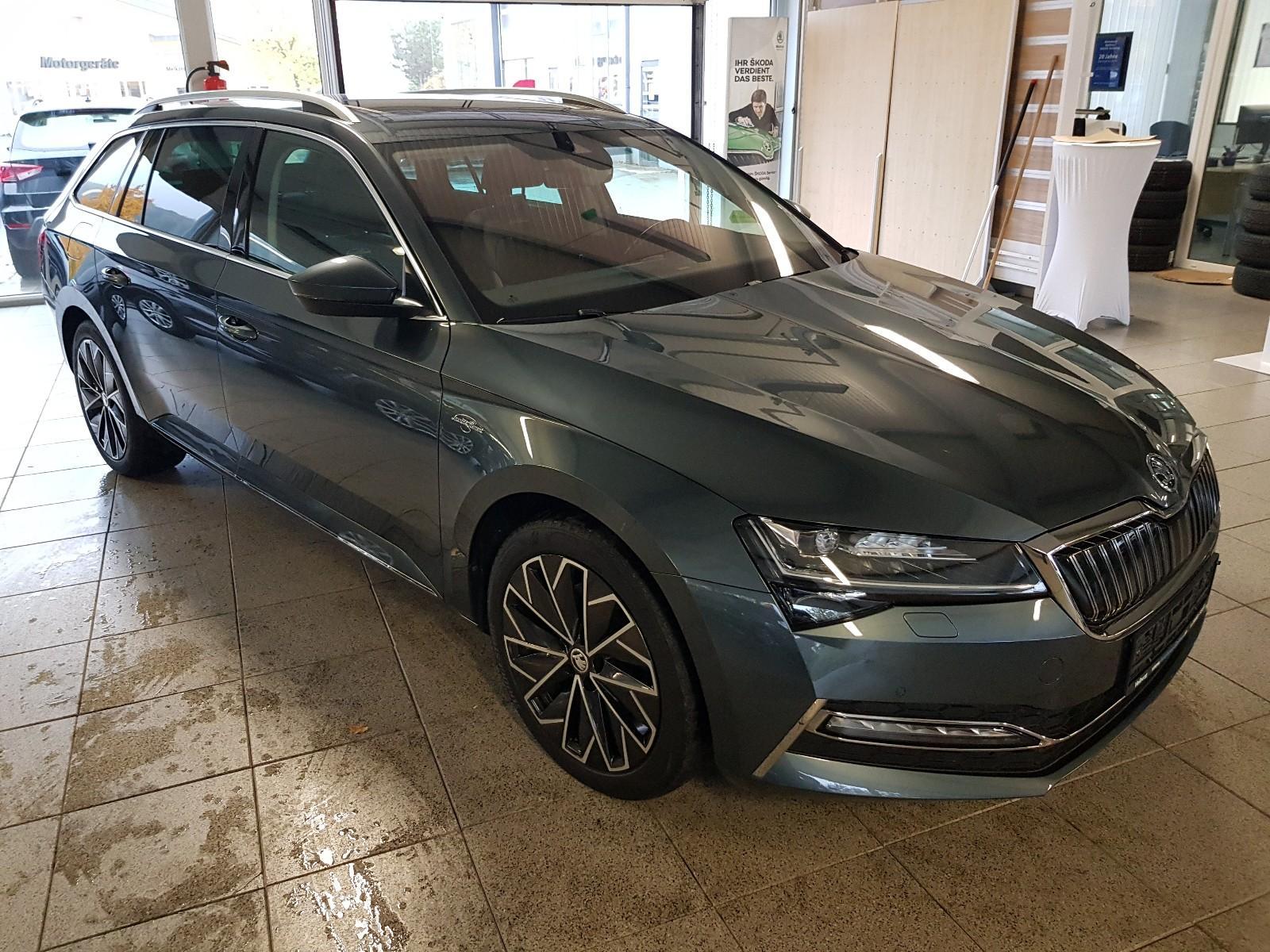 Skoda Superb Combi TSI/iV DSG L&K AHK Navi Standhzg. A
