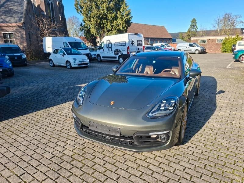 Porsche Panamera Sport Turismo 4 E-Hybrid Platinum Editi imagem 3