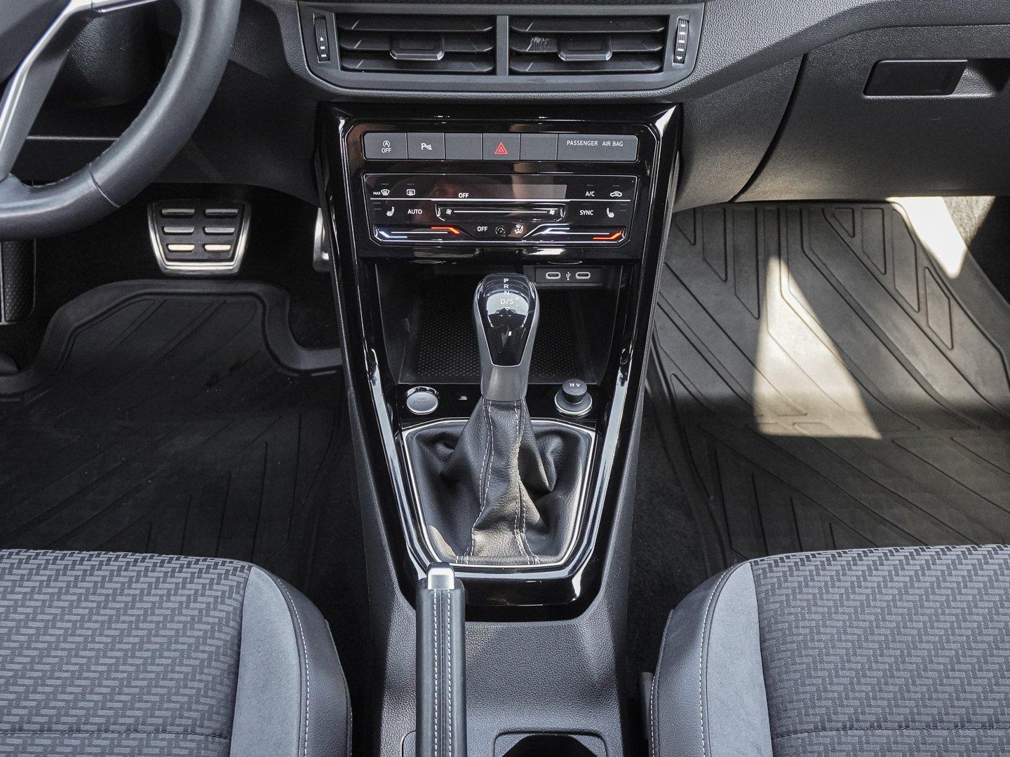 Volkswagen T-Cross 1.5 TSI DSG R-Line NAVI KESSY LED ACC, миниатюра 13