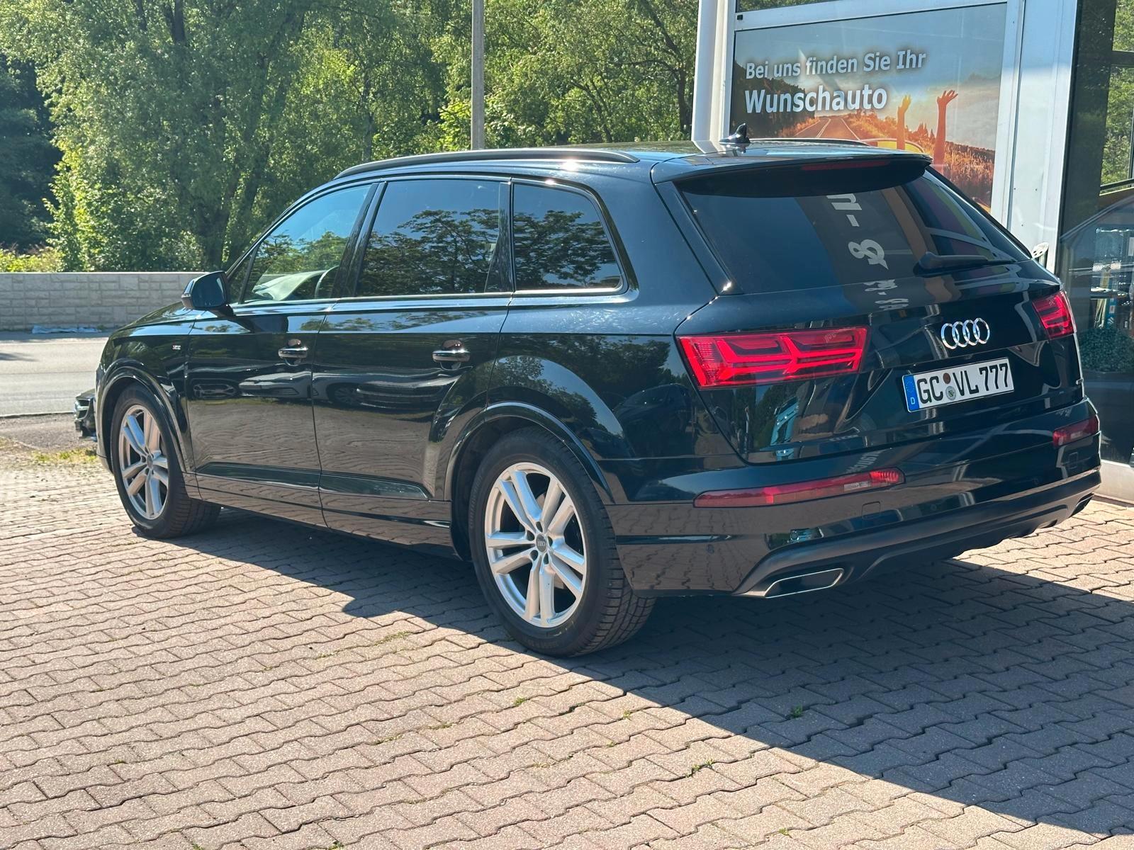 Audi Q7 50 50 TDI quattro S-LINE*MATRIX LED*BLACK