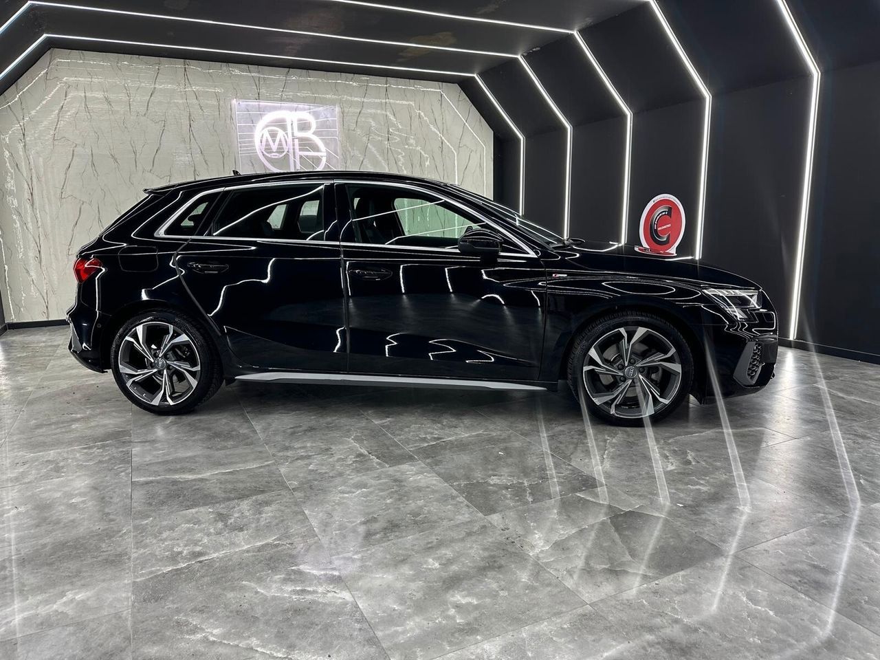 Audi A3 SPB 30 TDI S line edition imagem 3