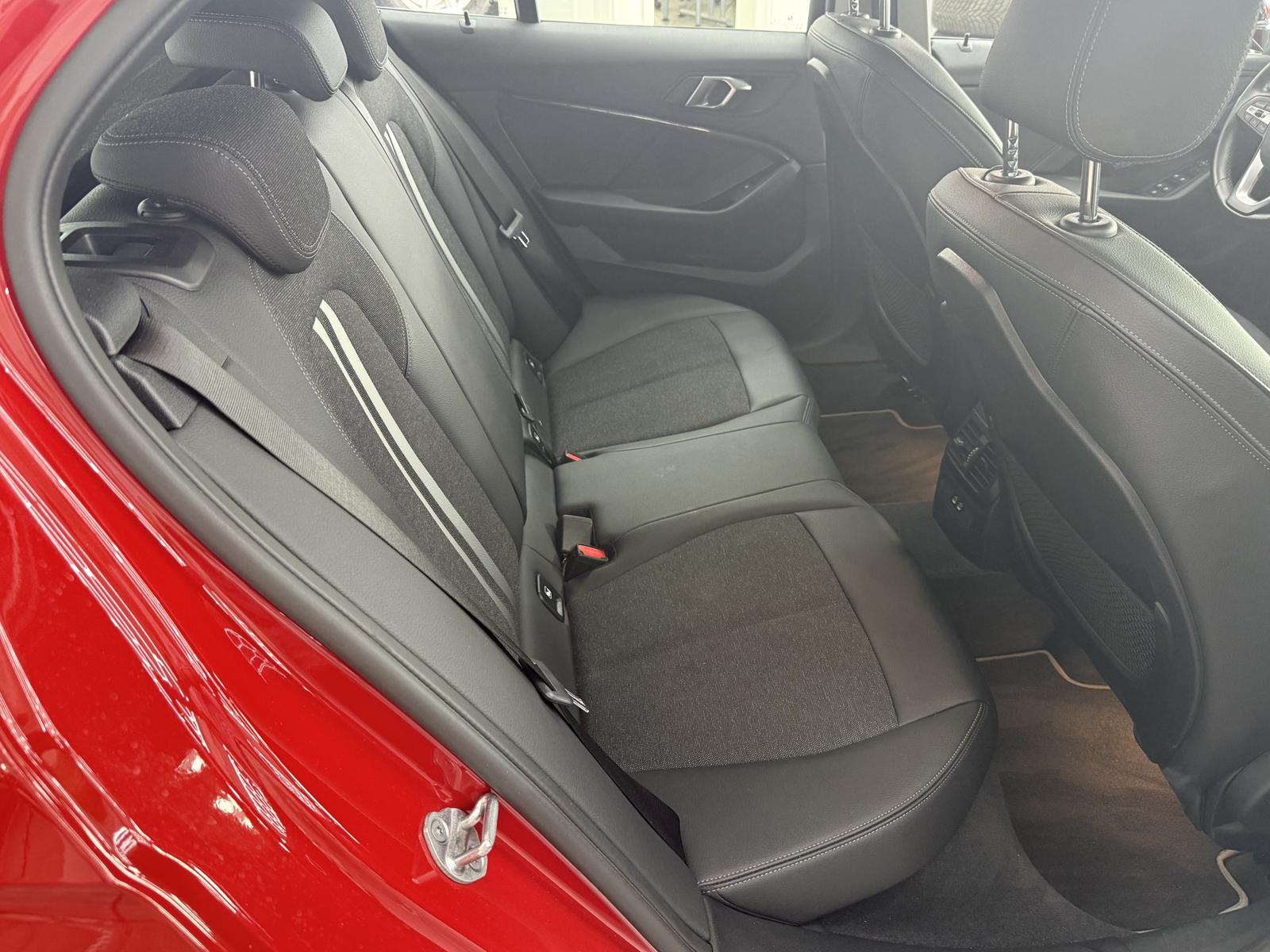 BMW 1 Series i Sport Line, 1 Hand, AHK, Kamera, Leder, миниатюра 19