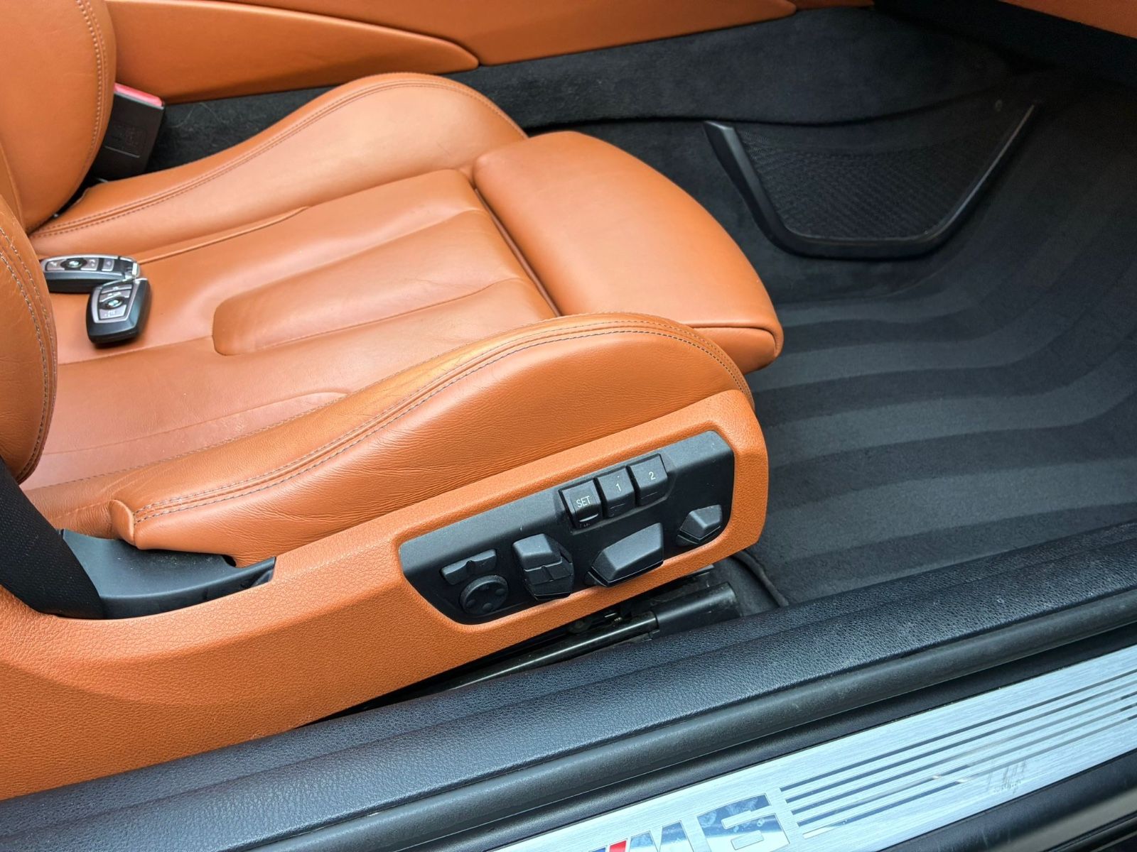 BMW M6 M6 Cabrio*Individual Merino*Kamera*Harman&Kardon, Ansicht 13