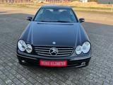 Mercedes-Benz CLK 320 AVANTGARDE Topzustand - Mercedes-Benz aus 2002: Coupe