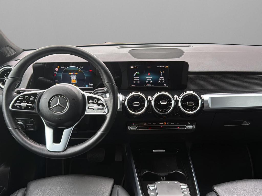 Mercedes-Benz GLB 200