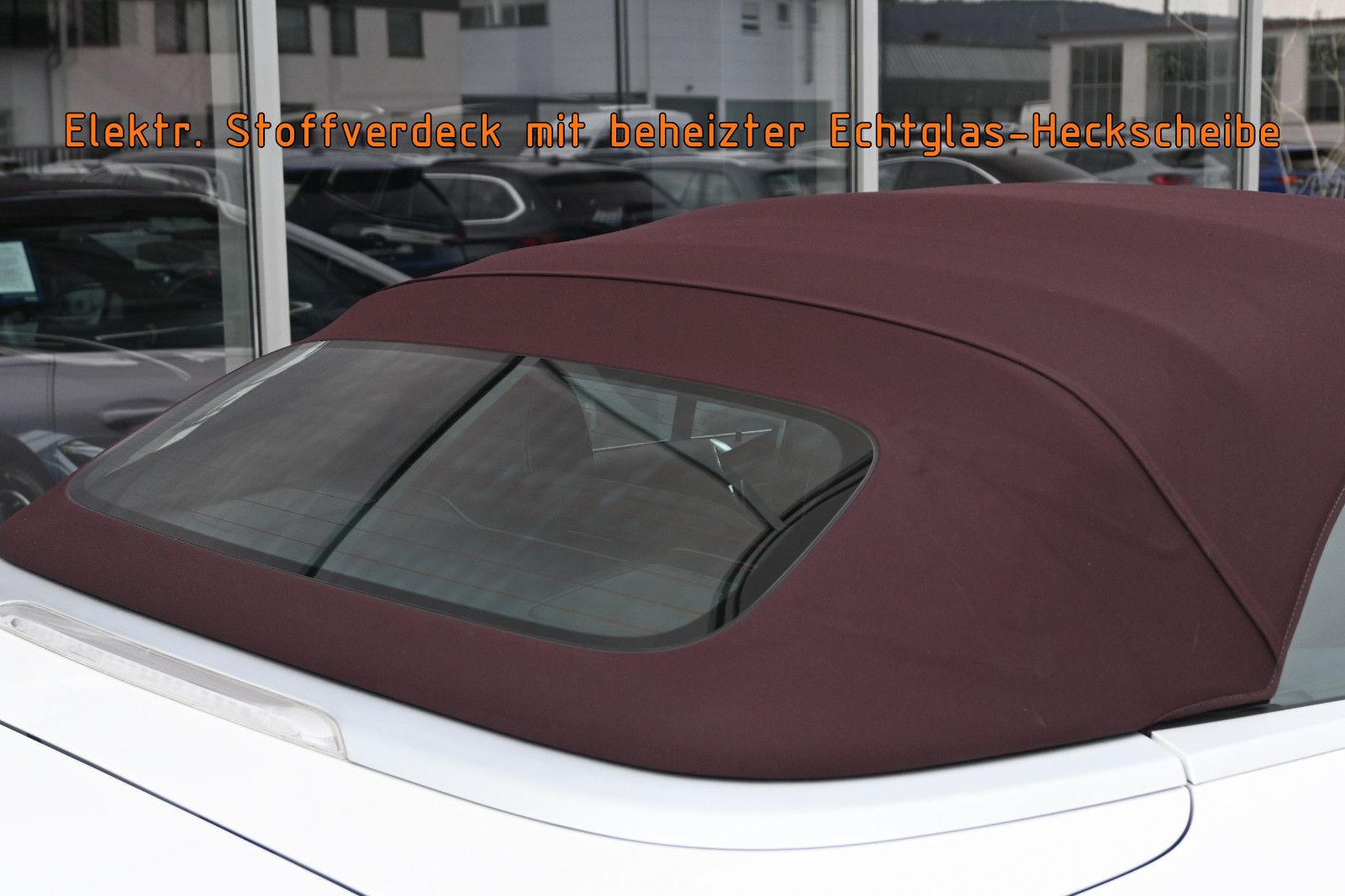 Fahrzeugabbildung Mercedes-Benz E 220 d Cabrio 2x AMG °ACC°STANDHEIZUNG°8-FACH°