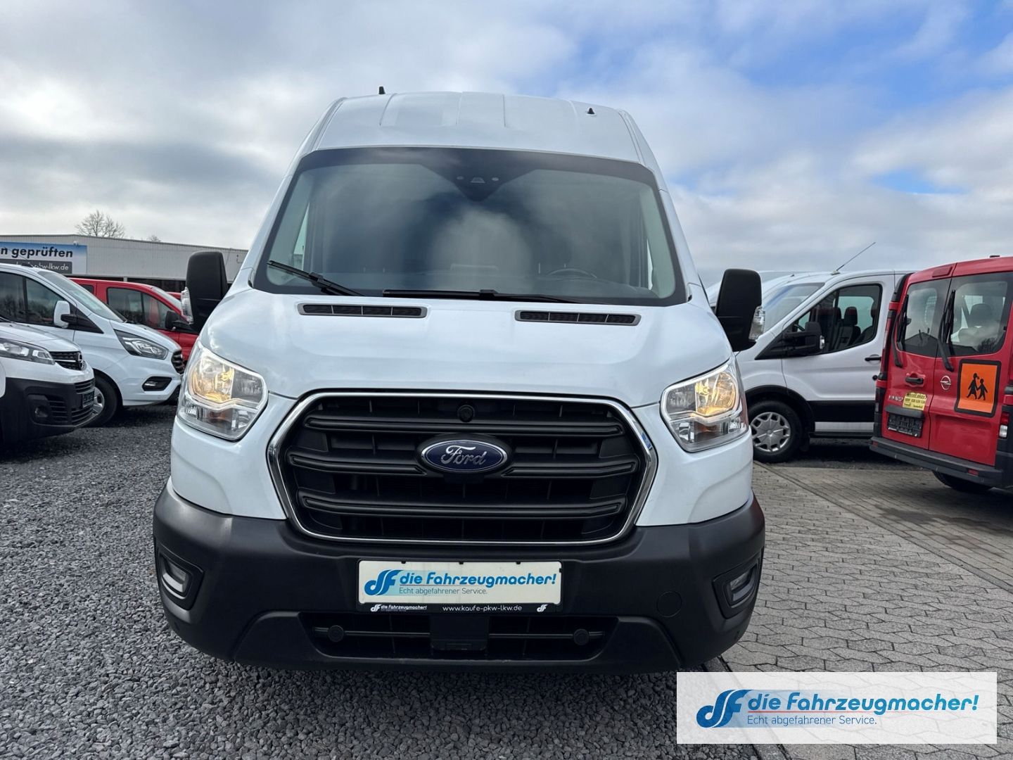Fahrzeugabbildung Ford Transit Kasten 350 L3 Trend Apple CarPlay Androi
