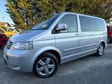 Volkswagen T5 Multivan United/Automatik/Tisch/AHK/SHZ/1Hand - Volkswagen T5 Multivan in Mainz