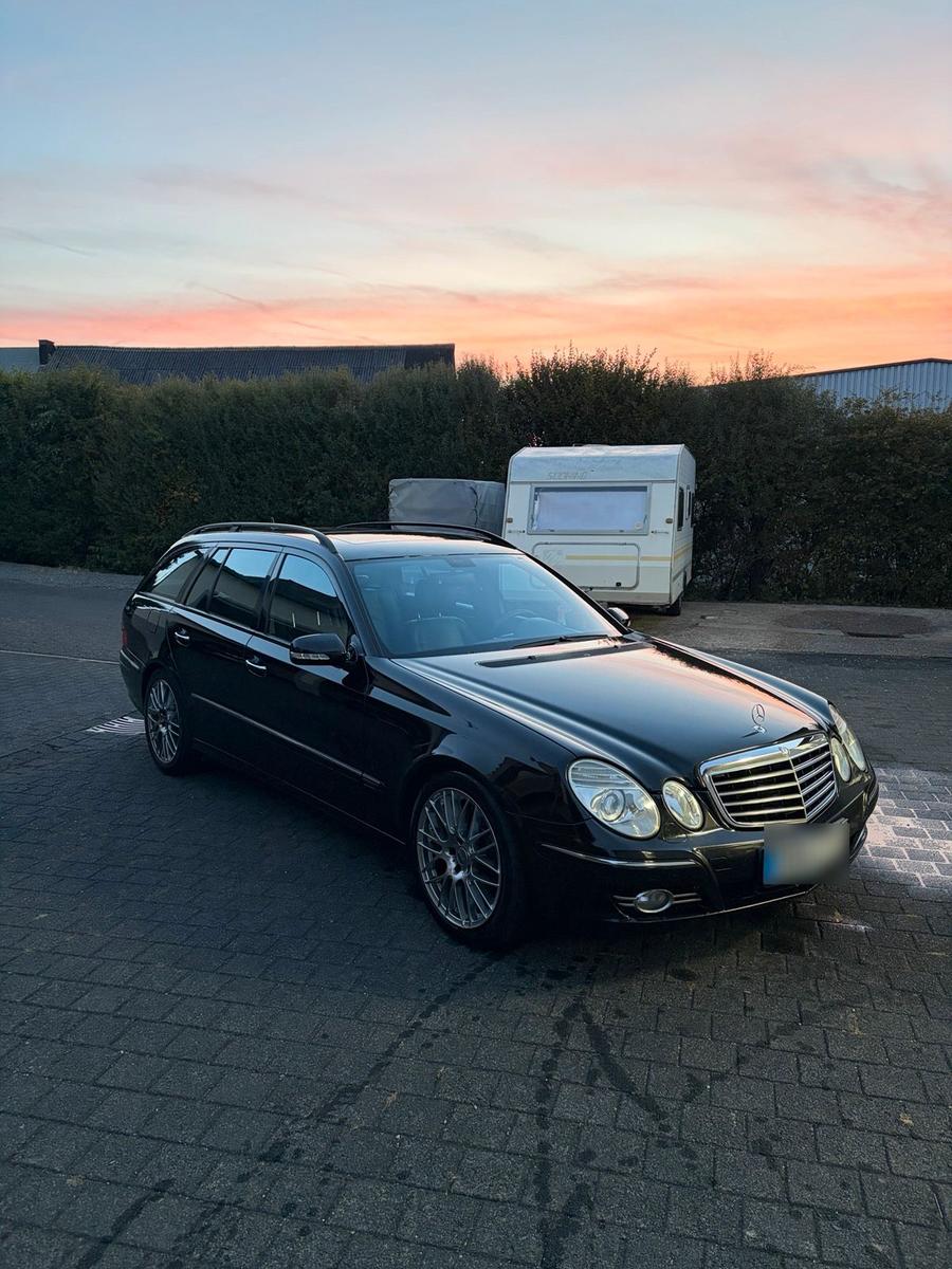 Mercedes-Benz E220 2007 — engine 170 HP (125kW)