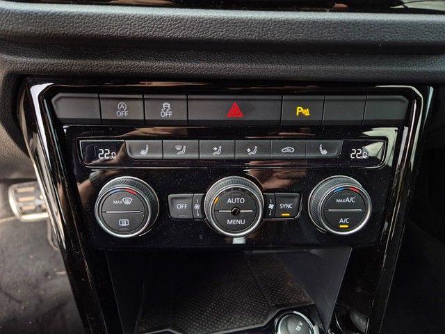 Volkswagen T-ROC 2.0 TSI DSG 4Mo. R BEATS eHeck ACC KAMERA