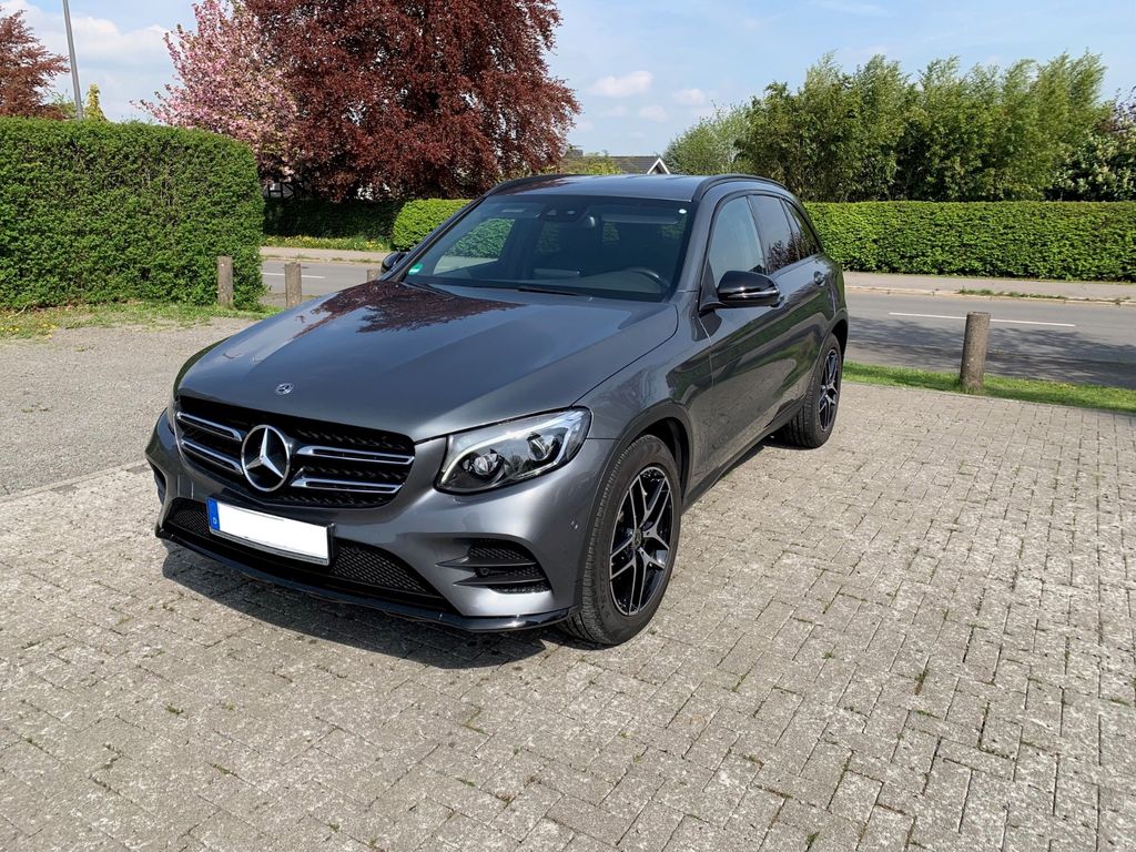 Image of Mercedes-Benz GLC 350
