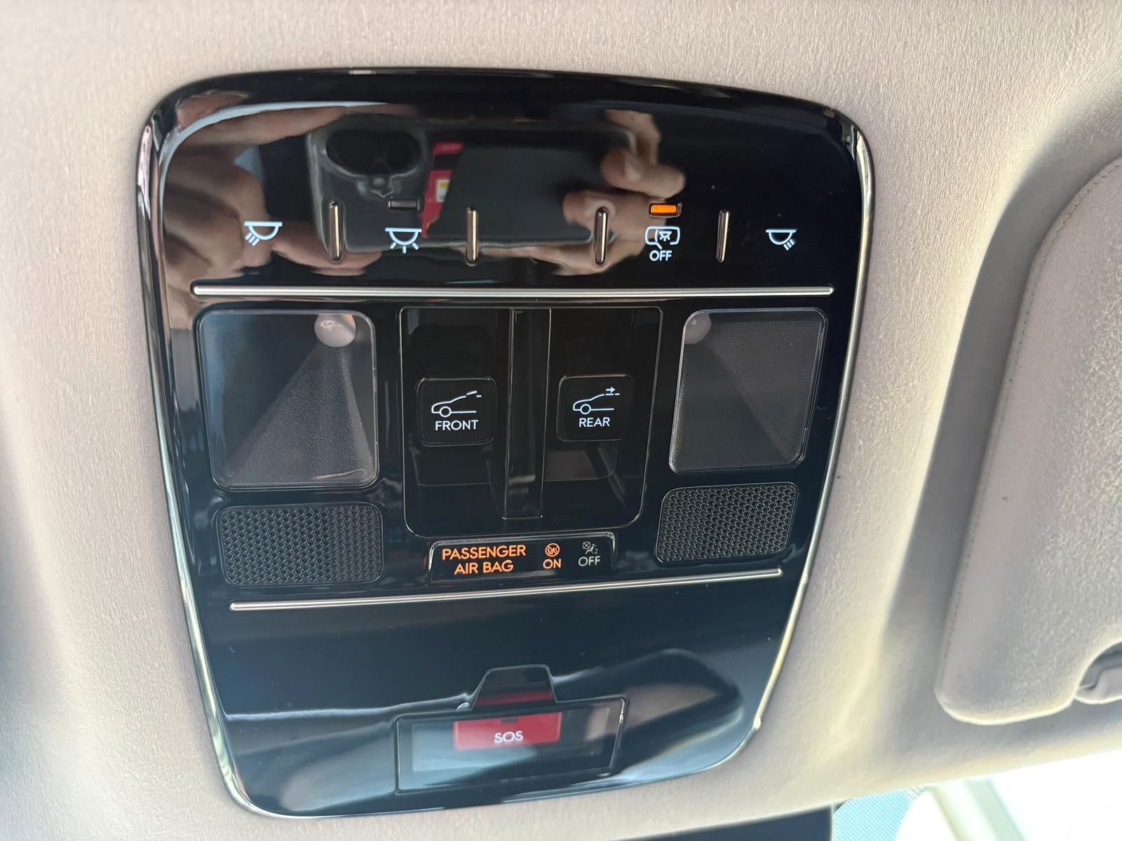 Fahrzeugabbildung Hyundai Santa Fe 1.6 T-GDI Hybrid HEV 2WD Premium sky 7p