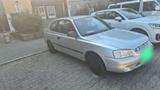 Hyundai Accent 2001 - Hyundai Accent mit Benzin-Antrieb: Automatik