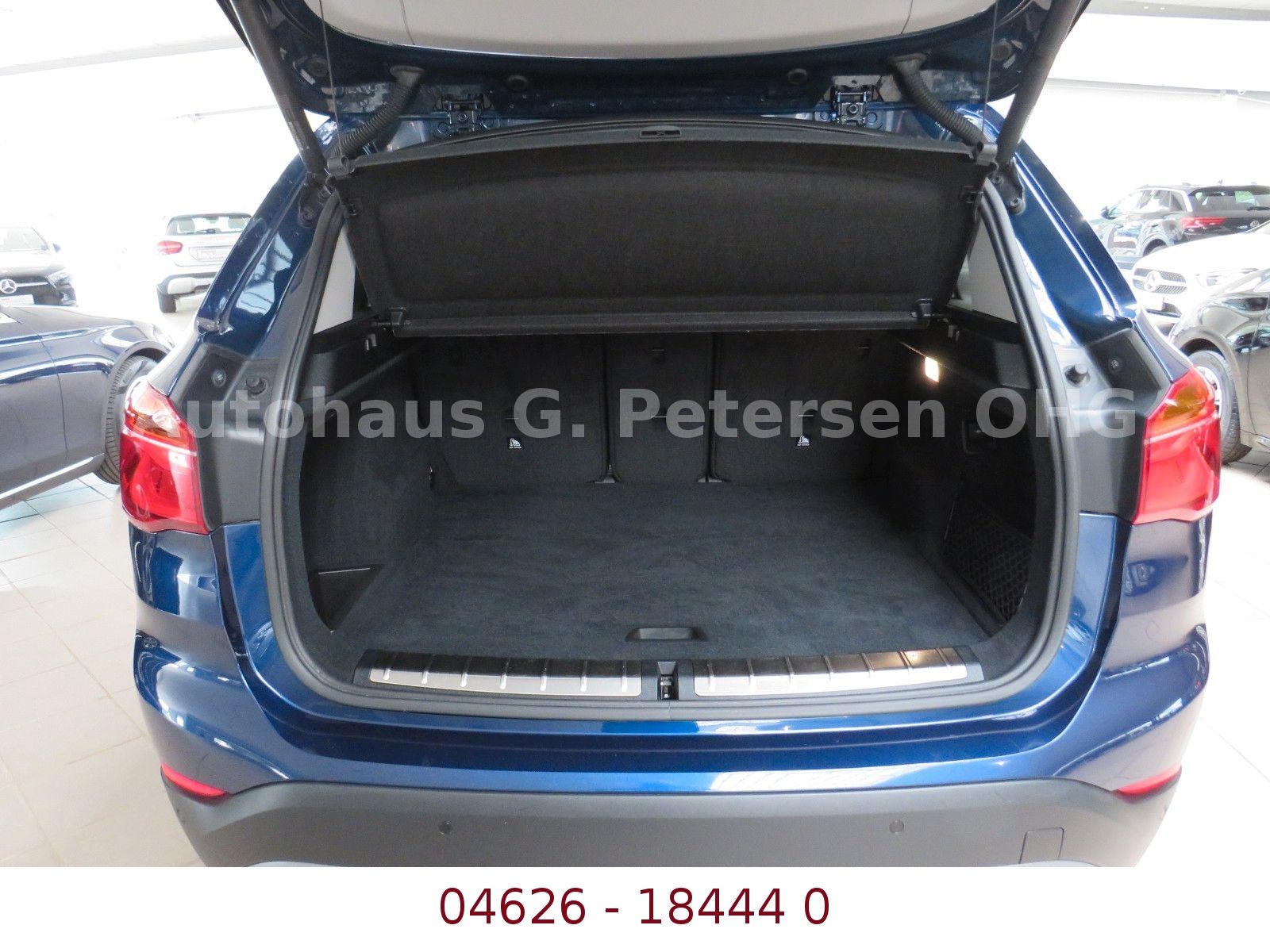 Fahrzeugabbildung BMW X1 sDrive 18 d Sport Line*Autom*LED*AHK*SHZ*Navi