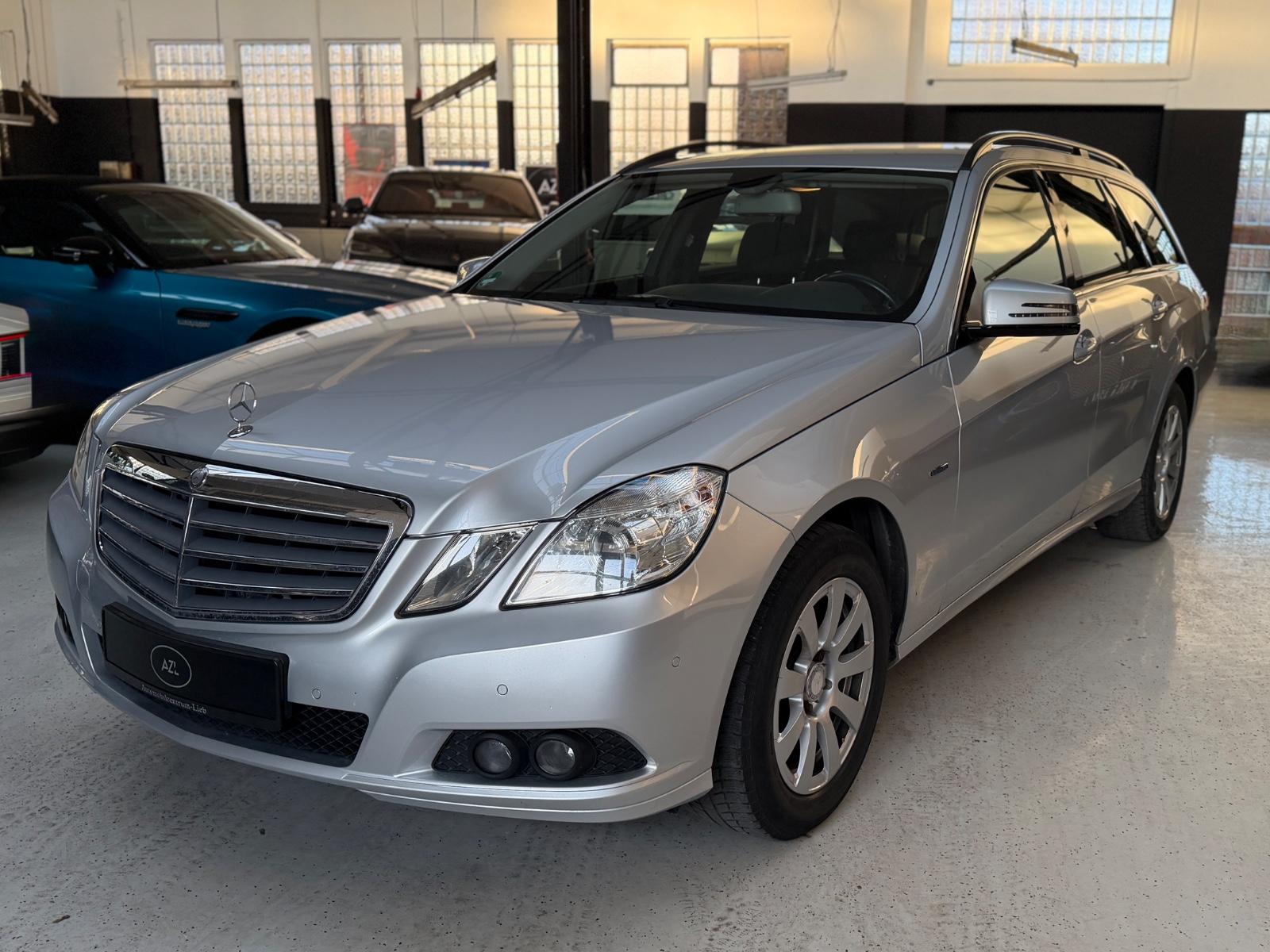 Mercedes-Benz E 250 CGI BlueEfficiency T-Modell/Klima/SHZ/PDC