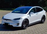 Tesla Model X P90DL - Tesla Model X aus 2016