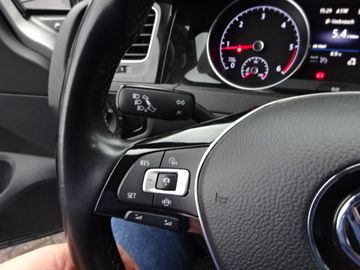 Fotografie 25 des VW Golf Variant VII 2.0 TDI Highline*AHK*LED*SHZ*Al