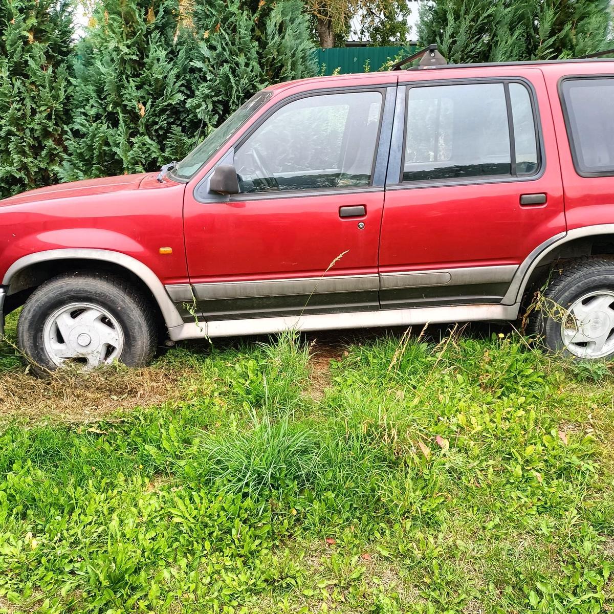 Ford Explorer