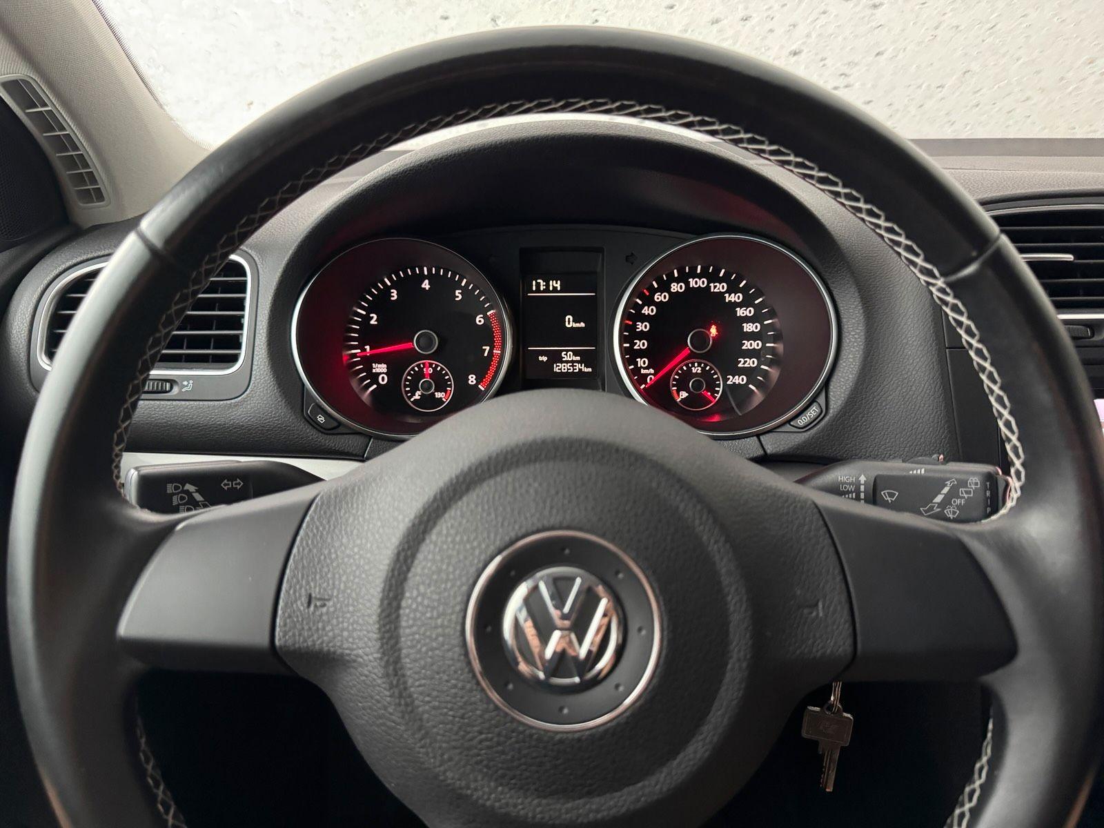 Volkswagen Golf 2009 — photo 13