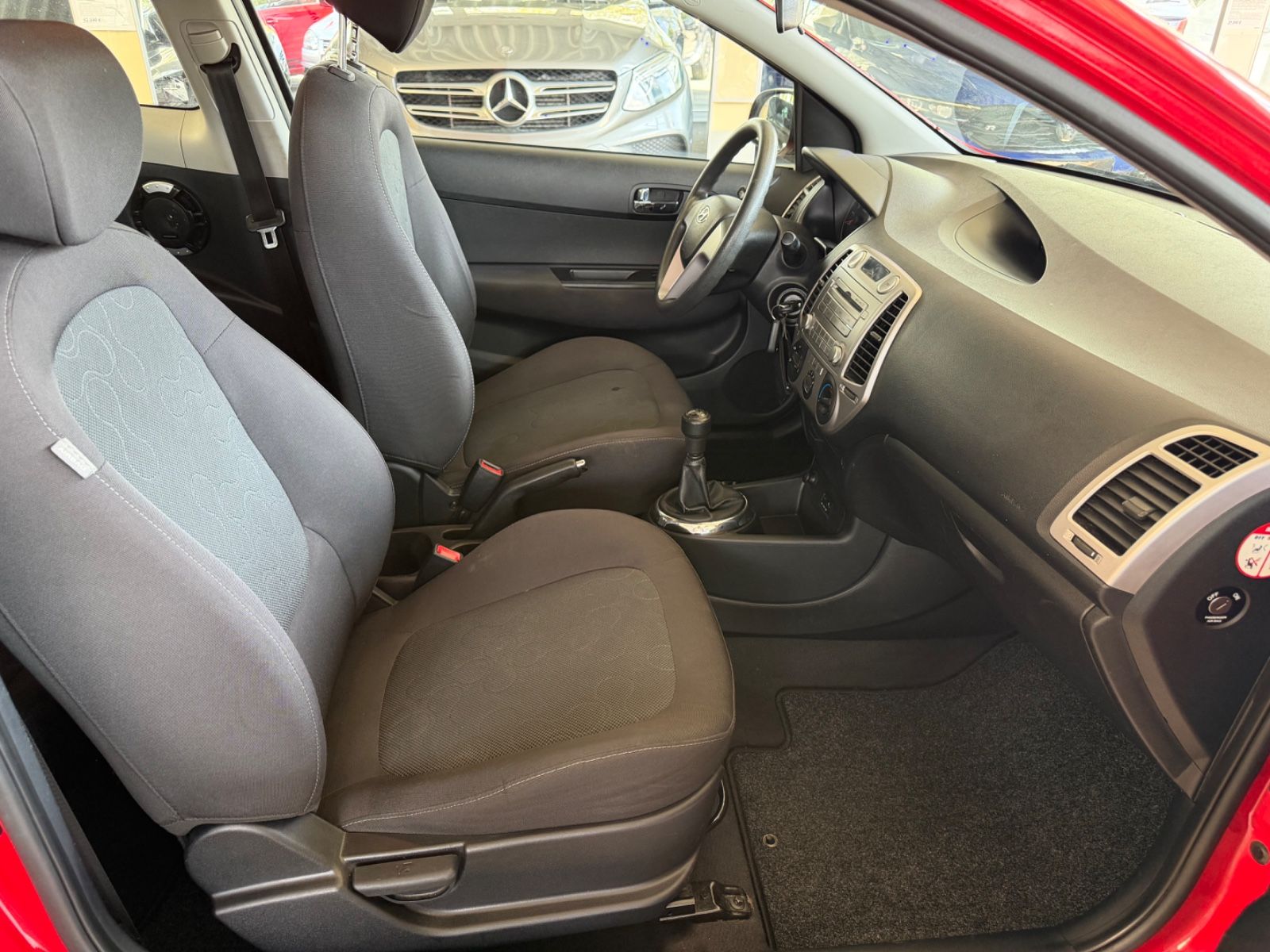 Fahrzeugabbildung Hyundai i20 Edition +