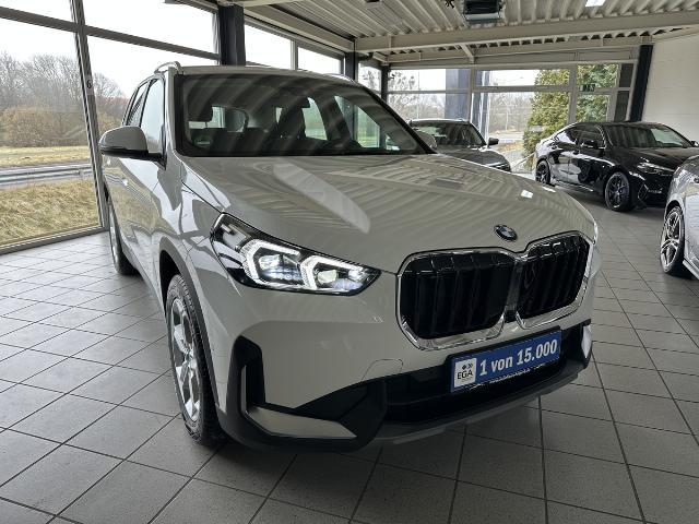 BMW X1  xDrive23i LED HUD LED PDC Kamera Sitzhz. Kli