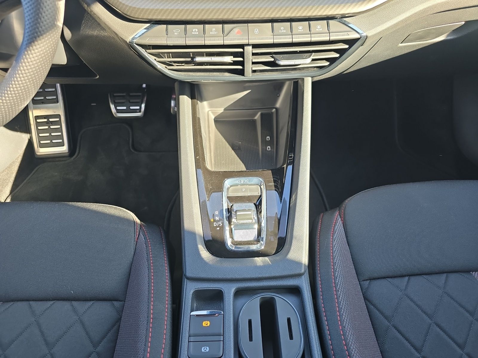 Fahrzeugabbildung SKODA Octavia Combi RS 4x4 2.0 TDI DSG ACC AHK RFK