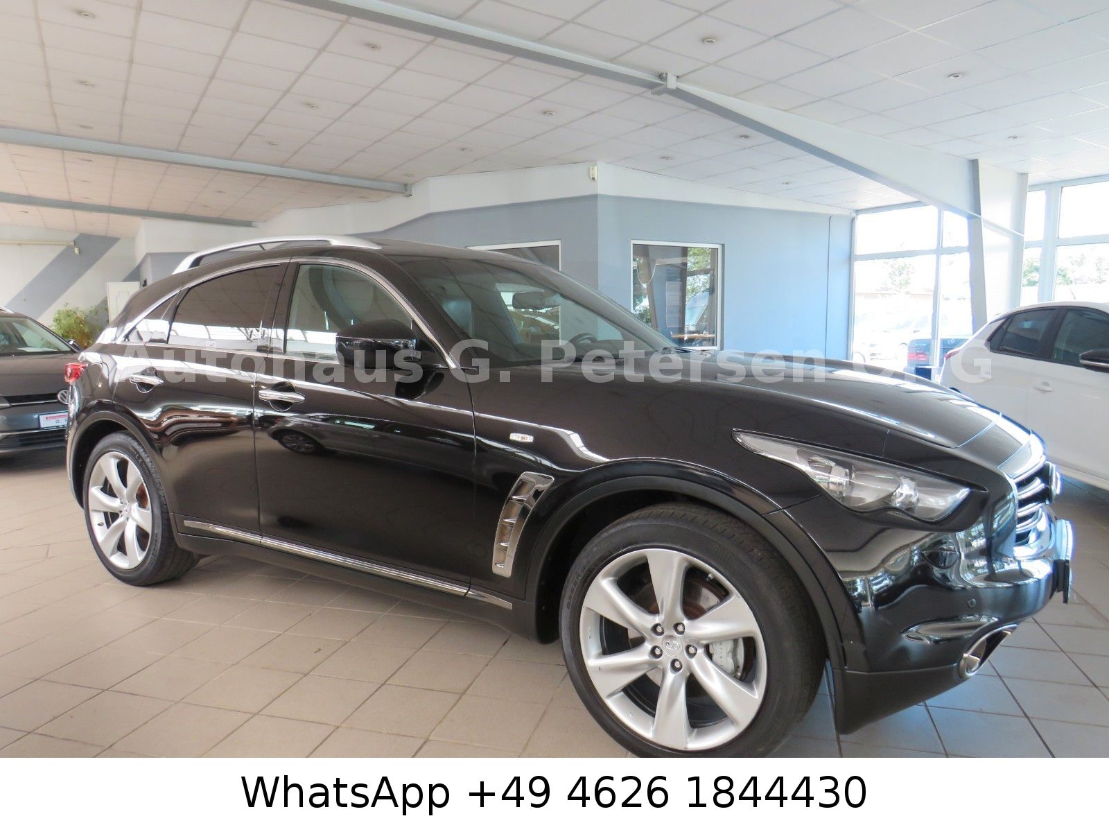 Fahrzeugabbildung Infiniti FX FX30d/*Leder*Xenon*Sitzbelü*Spurhalte*LM 21*