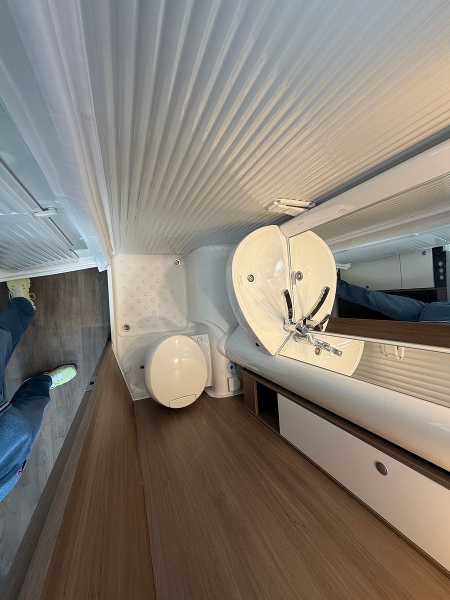 Fahrzeugabbildung Carado V-132 pro+ 7.822 € SPAREN !