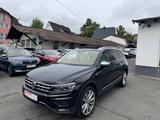 Volkswagen Tiguan Allspace Highline 4Motion/Head-up/Led/AHK - mit Diesel-Antrieb: Schwarz, mit Apple Carplay, Geländewagen