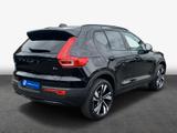Volvo XC40 B4 B DKG Ultra Dark - Volvo XC40: Ultra Dark