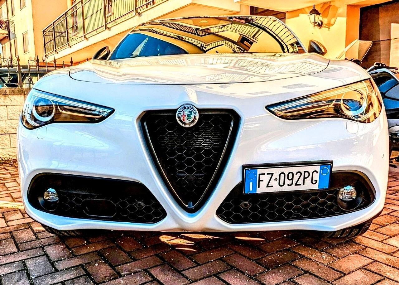 Alfa Romeo Stelvio 2.2 Turbodiesel 210 CV AT8 Q4