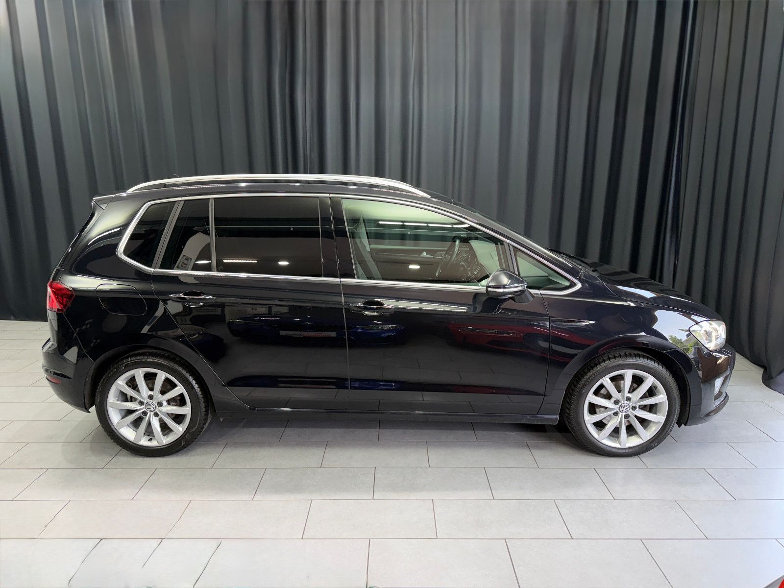 Fahrzeugabbildung Volkswagen Golf Sportsvan VII Highline |AUTOMATIK|PDC|DSG