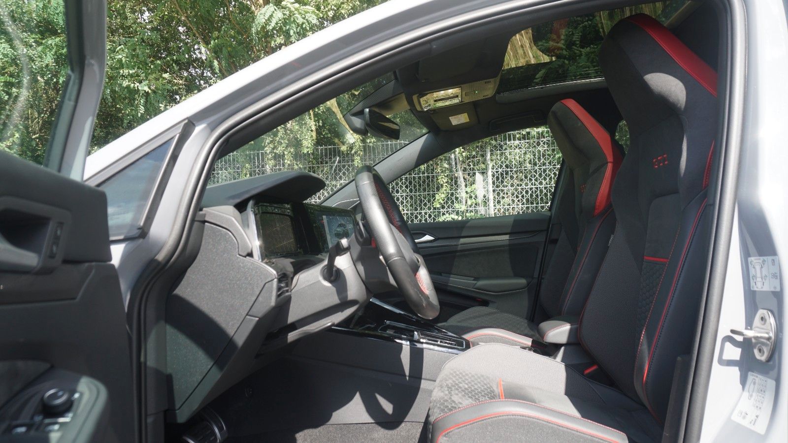 Volkswagen Golf VIII GTI Clubsport ACC/HuD/Pano/H&K/Cam/TWA foto 12