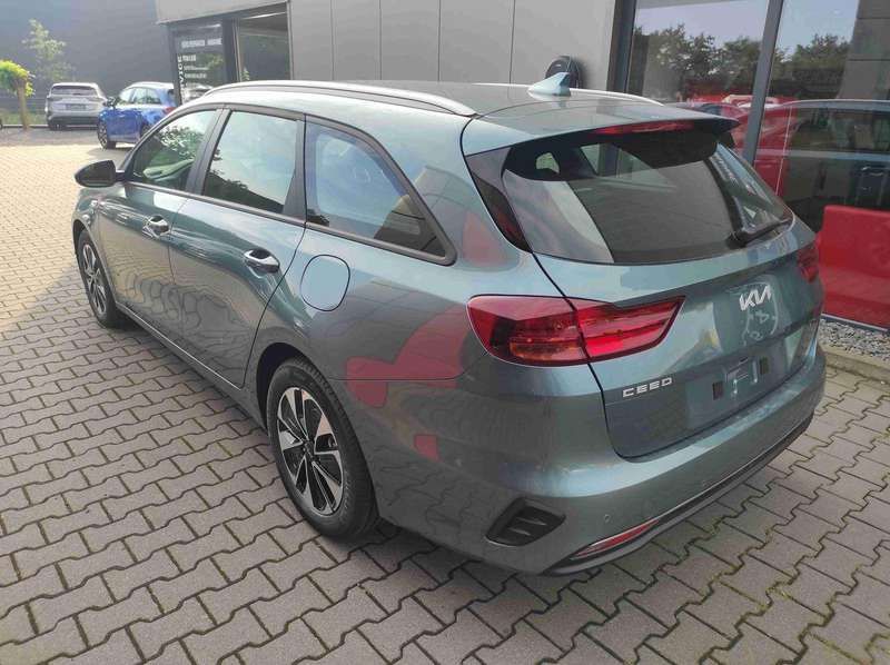 Kia cee'd Sportswagon — hlavná fotografia