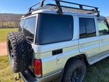 Toyota Land Cruiser GRJ 76 LX - Toyota Land Cruiser mit Benzin-Antrieb: Geländewagen