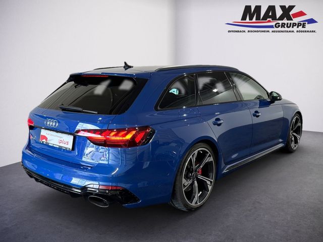 RS4 Avant MATRIX+KERAMIK+PANO+AHK+WABEN+280KM/H