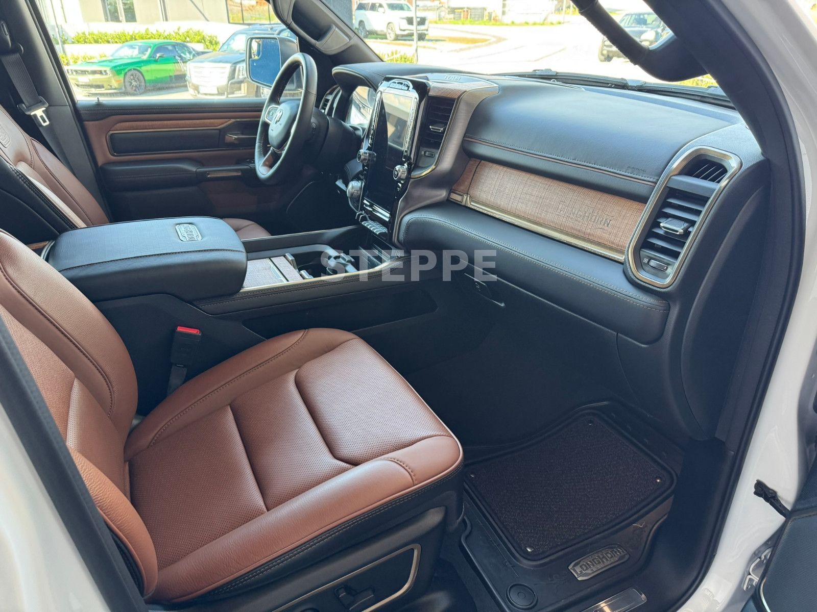 Dodge RAM 1500 5,7 V8 LONGHORN Luftfederung LPG AHK