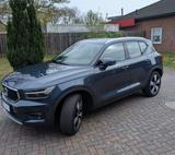Volvo XC40 T3 Momentum Pro Geartronic Momentum Pro - Volvo XC40 Gebrauchtwagen in Bremen