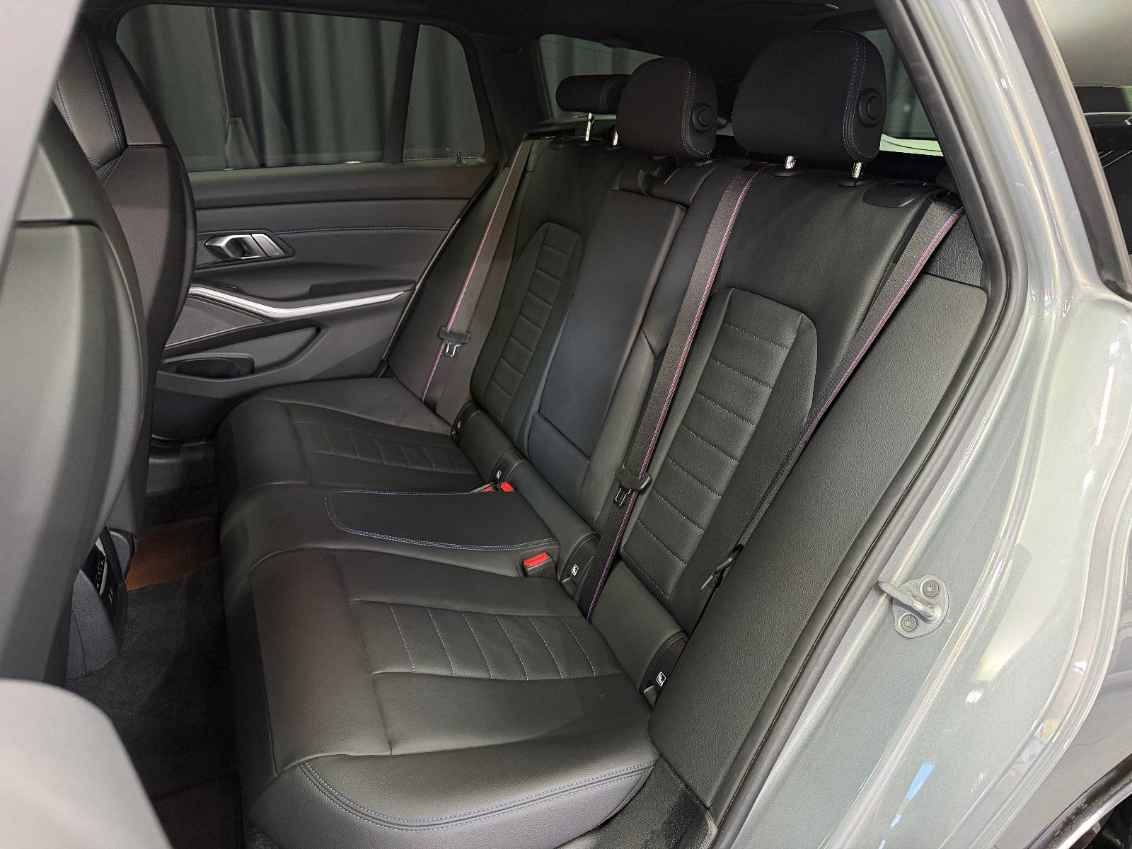 Fahrzeugabbildung BMW M340i Touring xDrive|M-SITZE|360°KAMERA|AHK|VOLL