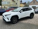 Toyota RAV 4 Hybrid 4x2 Teilleder SHZ RFK LED 18 Zoll - Toyota Gebrauchtwagen in Potsdam