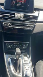BMW 218 - 6