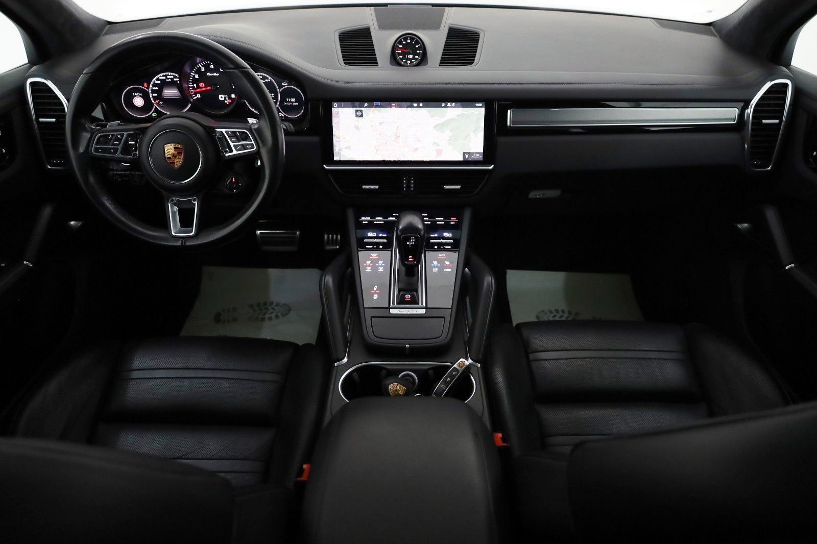 Fahrzeugabbildung Porsche Cayenne Turbo,Matrix-LED,360Kamera,Pano,AHK+WR