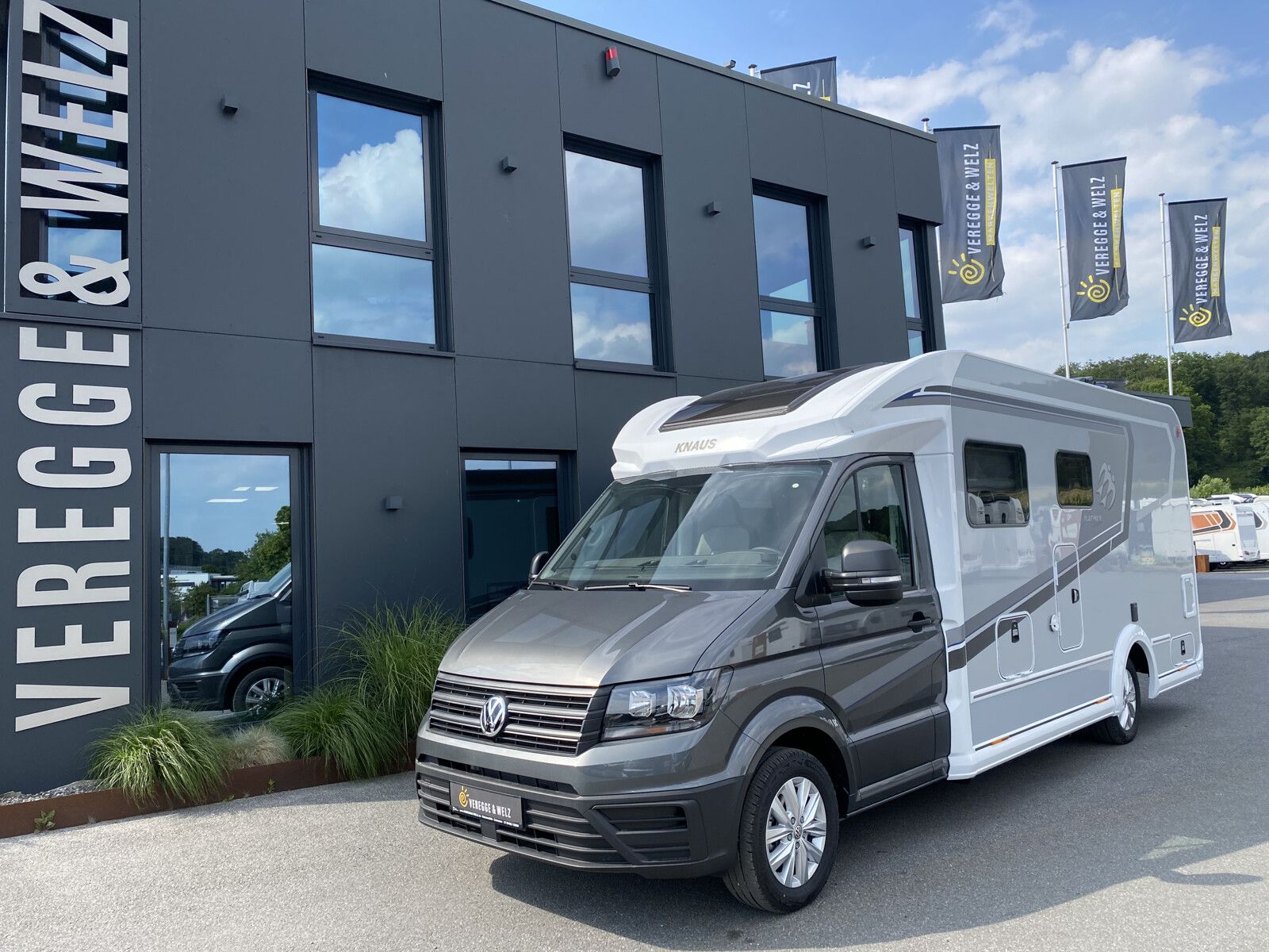 Fahrzeugabbildung Knaus Van TI PLUS PLATINUM SELECTION 700 LF Allrad,AHK