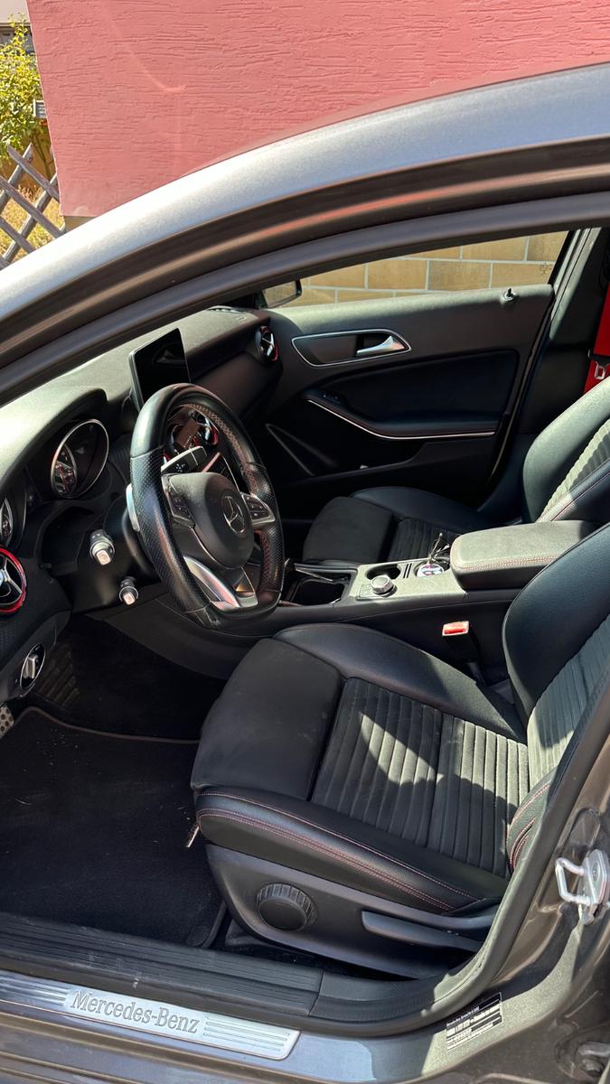 Mercedes-Benz A 250 Sport AMG Line | TÜV 08/28 &