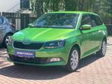 Skoda Fabia Combi Drive 1.Hand Navi WR Tempomat - Skoda Fabia: Grün