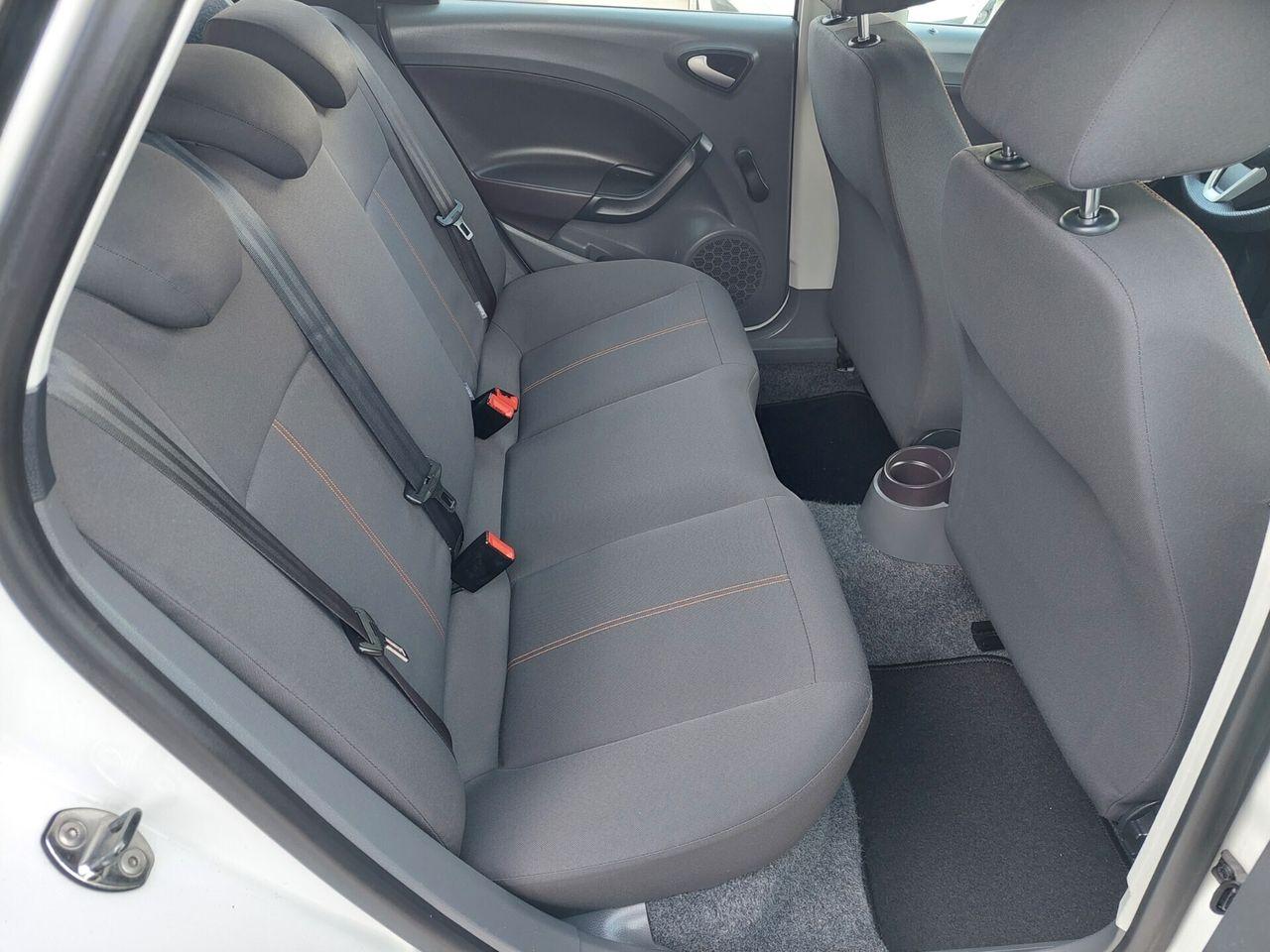 Seat Ibiza 2011 — photo 13