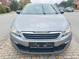 Peugeot 308 Access - Peugeot 308 mit Benzin-Antrieb: Limousine, Access